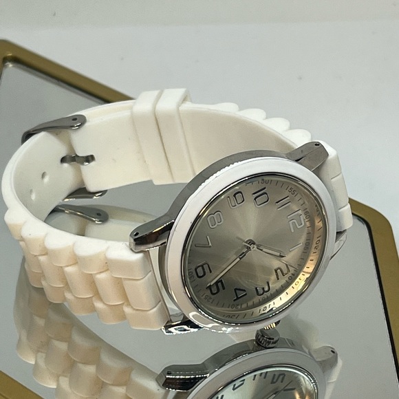 ACCUTIME watch created for Macy’s silicone band, unisex fashion watch adjustable - Picture 2 of 4